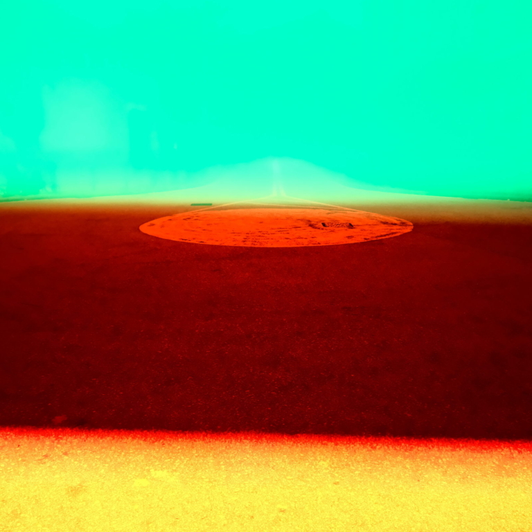 SOLD ---
0225 (2022). Fine art inkjet prints on Hahnemühle paper 60 x 60 cm. Limited edition of 1. © Roberto Davolio