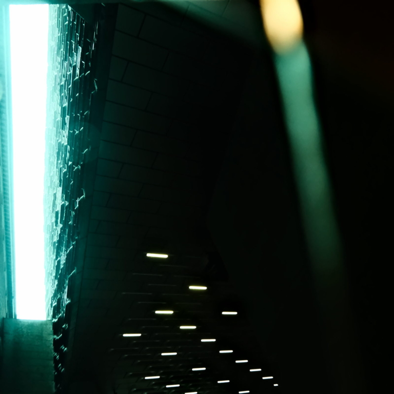 TaiKwun-0772 (2022). 80 x 80 cm. Limited edition of 1. © Roberto Davolio