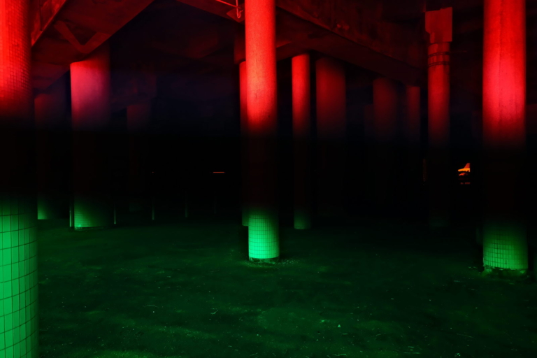 Columns and space (2021). Fine art inkjet prints on Hahnemühle paper 80 x 60 cm. Limited edition of 1. © Roberto Davolio