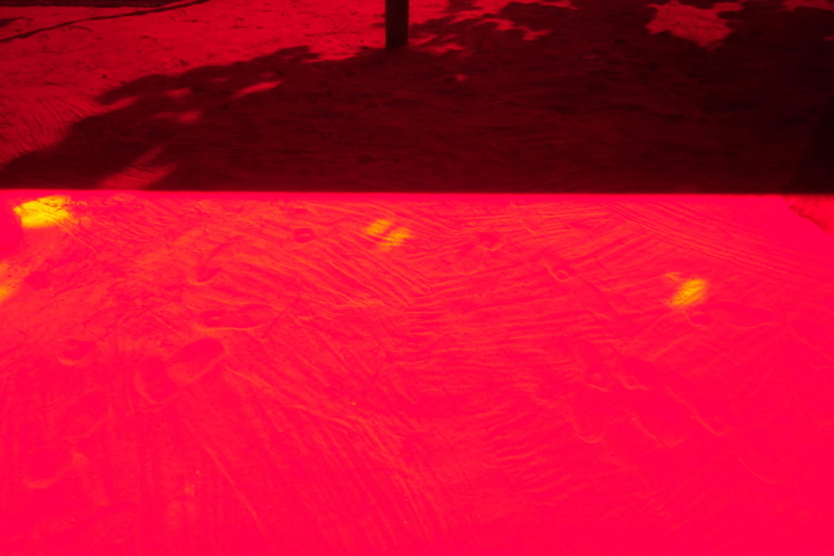 Sand and leaves (2022). Fine art inkjet prints on Hahnemühle paper 80 x 60 cm. Limited edition of 1. © Roberto Davolio